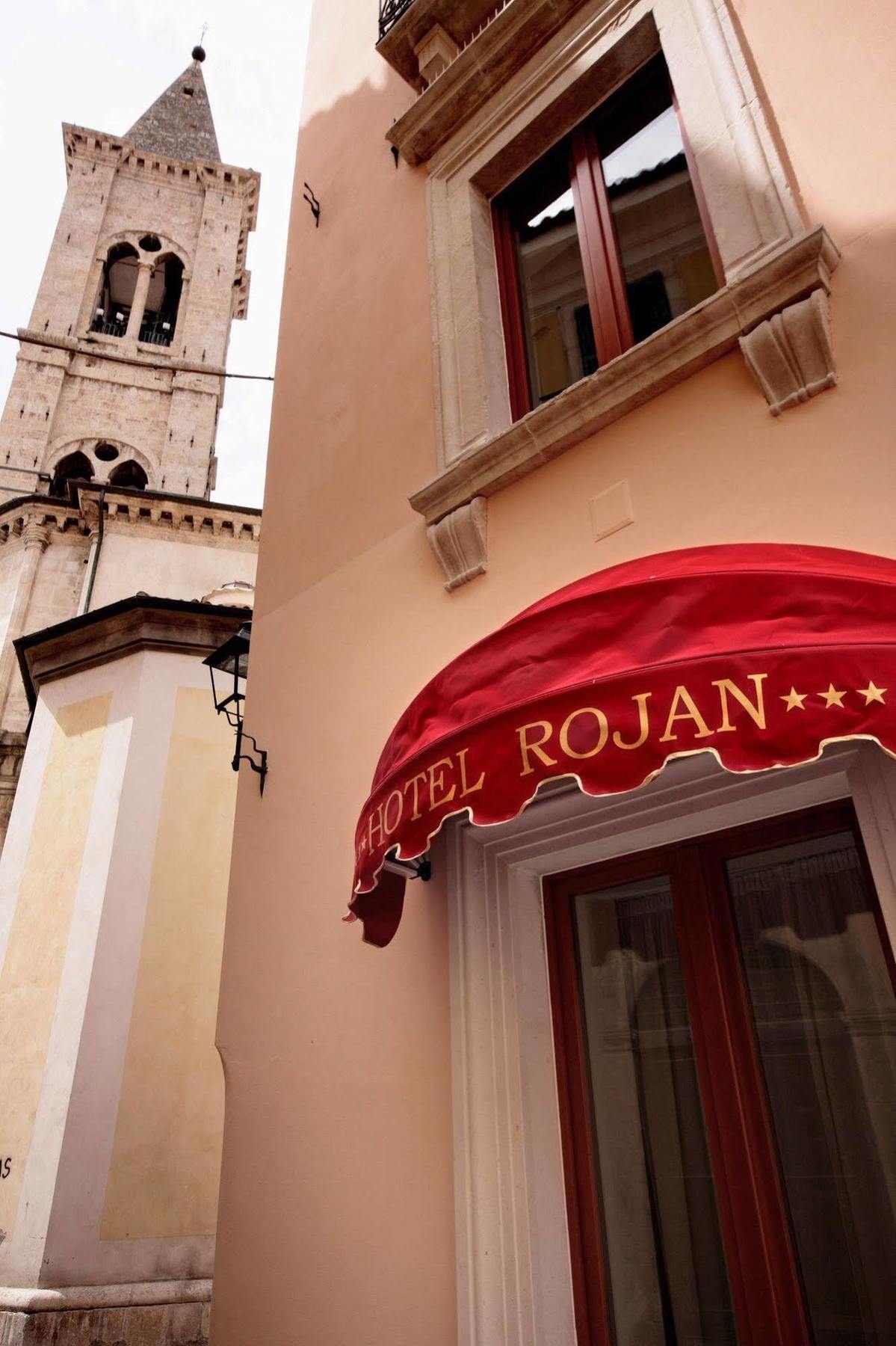Hotel Rojan Sulmona Bagian luar foto